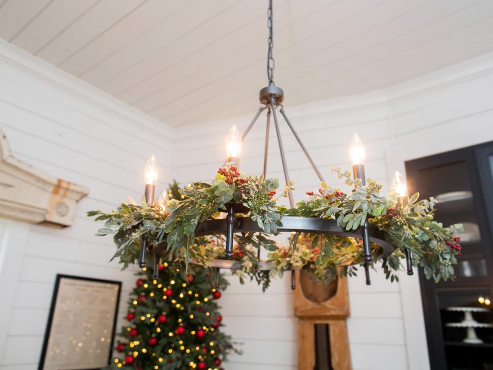 Joanna Gaines Approved Christmas Decor DIYs