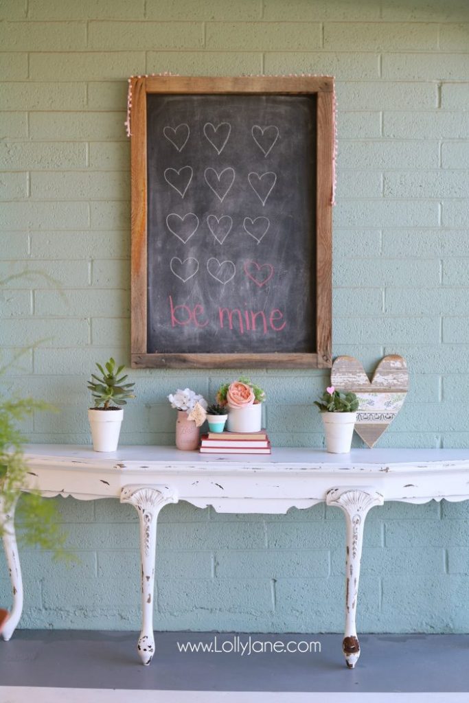 14 Charming Ways to Decorate Your Porch for Valentine’s Day| Valentines Day, Valentines Day Porch Decor, Holiday Porch Decor, DIY Holiday Porch Decor, Porch, Porch Stuff