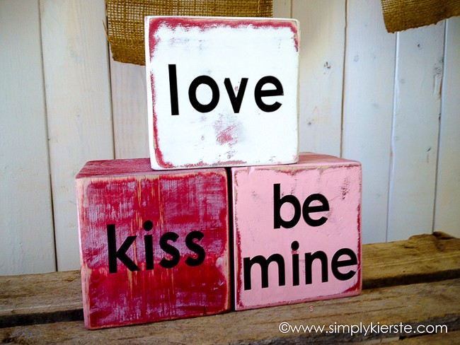 14 Charming Ways to Decorate Your Porch for Valentine’s Day| Valentines Day, Valentines Day Porch Decor, Holiday Porch Decor, DIY Holiday Porch Decor, Porch, Porch Stuff