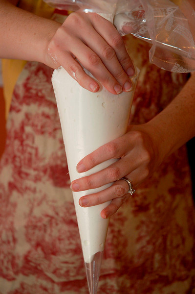 Gingerbread House | DIY Gingerbread House | Christmas | Christmas Crafts | Gingerbread House Ideas | Gingerbread