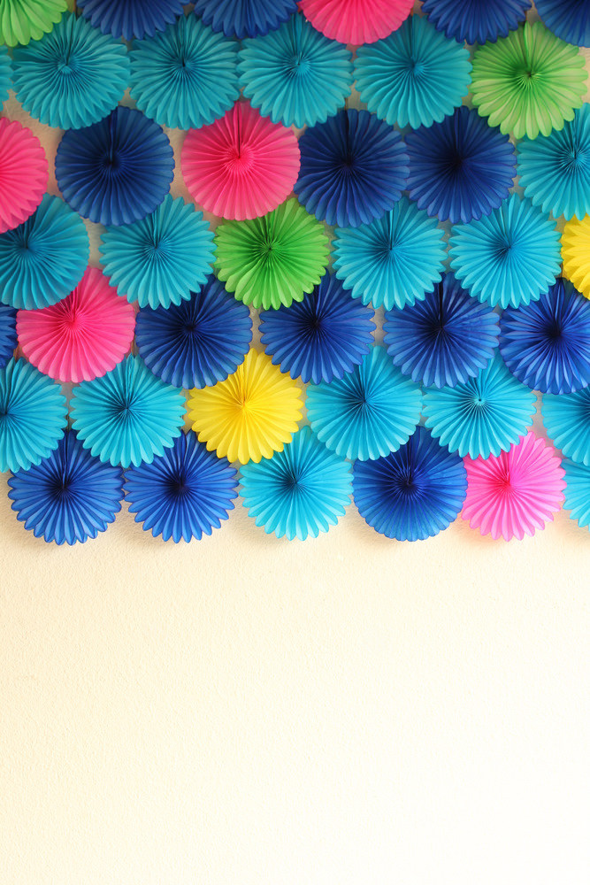 Make A Party Backdrop for ANY Event| Party Backdrops, DIY Party Backdrop, Party Ideas, DIY Party Decor, Customizable Party Decor, Party Decor for Any Event, DIY Party Backdrops, Party Backdrops for Any Event, Party Hacks, Easy Party Backdrop Ideas
