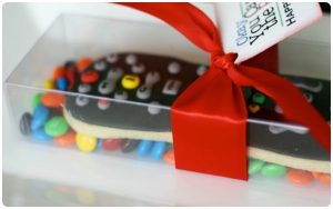 10 Cheap and Easy DIY Father’s Day Gift Ideas | DIY Fathers Day Gift Ideas. DIY Gift Ideas, Fathers Day Presents, Gifts for Dad, DIY Gifts for Dad