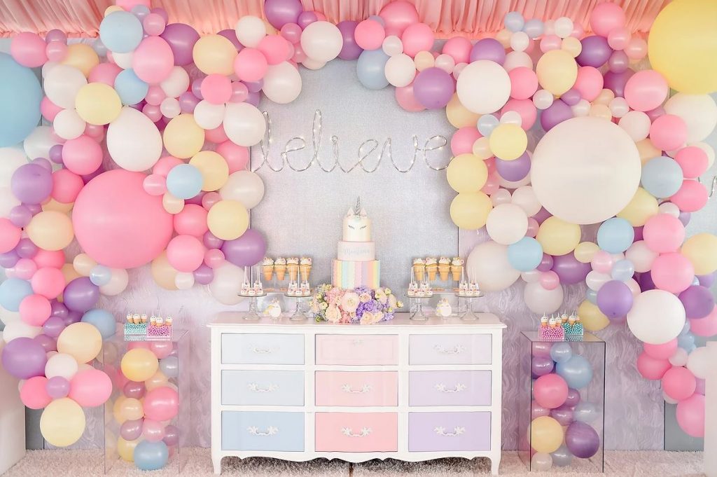 First Birthday  Party  Themes  for Girls 