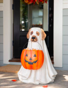 Porch Decor Ideas for Halloween * The Holidaze Craze