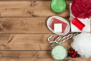 Bathrooms | Holiday Decorating | Ideas for Decorating Bathrooms for Christmas | Christmas Bathrooms | Christmas Bathroom Decor | Christmas Decorations | Bathrooms for the Holidays