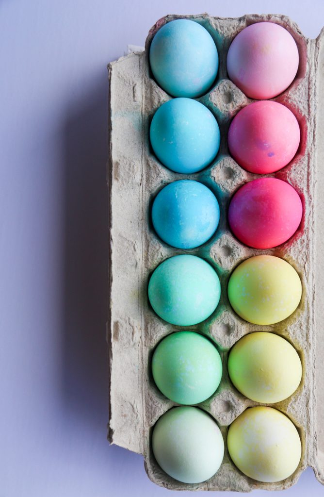 Tissue Paper Easter Eggs (DIY) * The Holidaze Craze