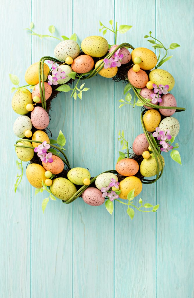Easter porch | Easter porch decor | Easter porch decorations | Easter porch decoration ideas | Easter | Easter decor | porch | porch decor | porch decorations