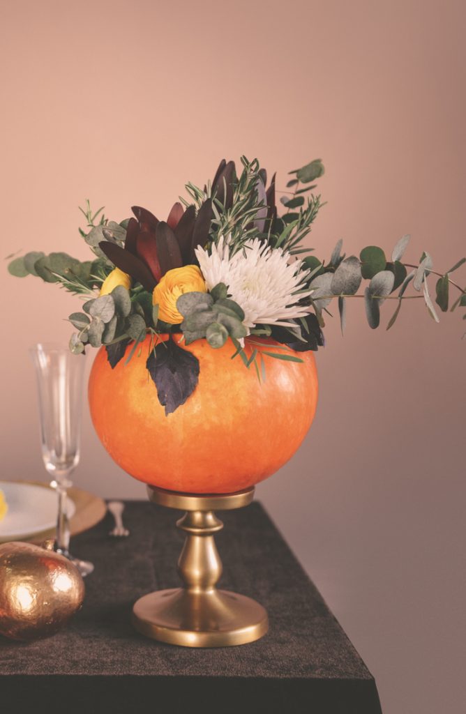 Halloween costume dinner party | Halloween | dinner party | Halloween dinner party | party ideas | costume 