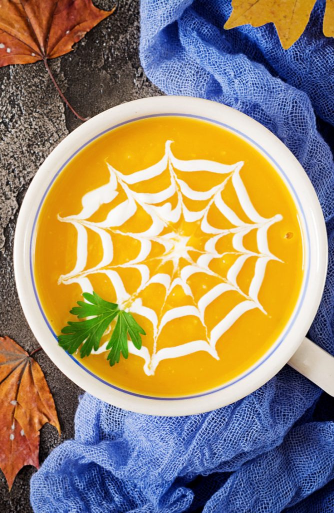 Halloween costume dinner party | Halloween | dinner party | Halloween dinner party | party ideas | costume 