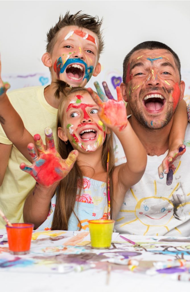 There's nothing better than doing crafts and projects as a family. These DIY Thanksgiving yard decor ideas will get you in the holiday spirit and bring everyone closer together.
