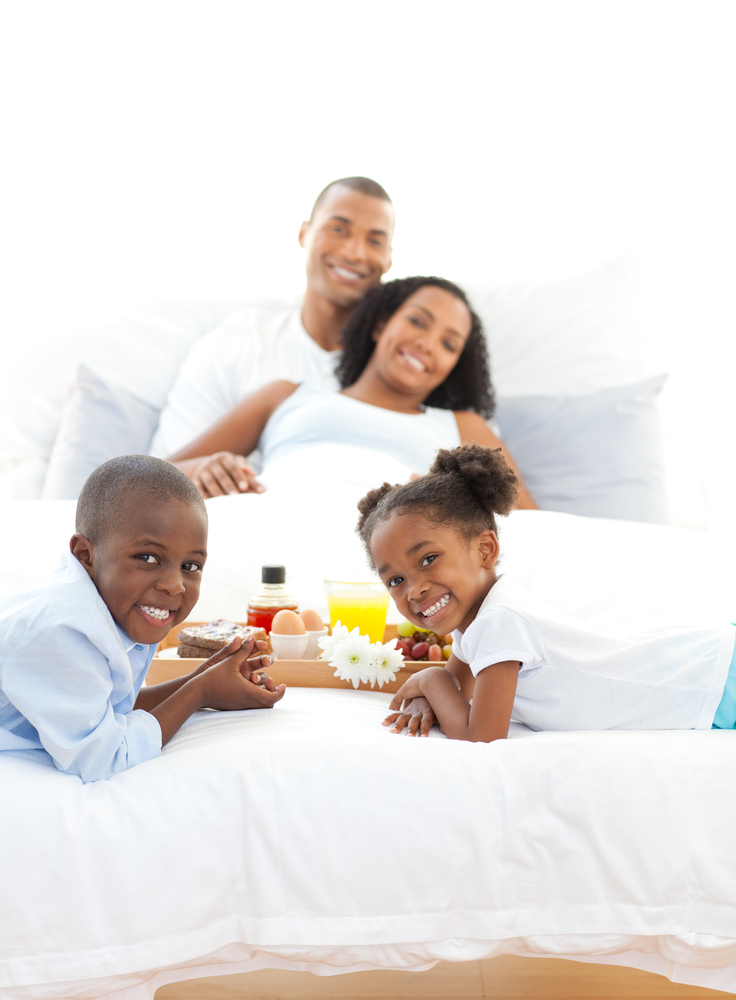 Can you believe that Mother's Day is just around the corner? If you're looking for some meaningful Mother's Day ideas, I've got you covered! Don't forget about breakfast in bed!